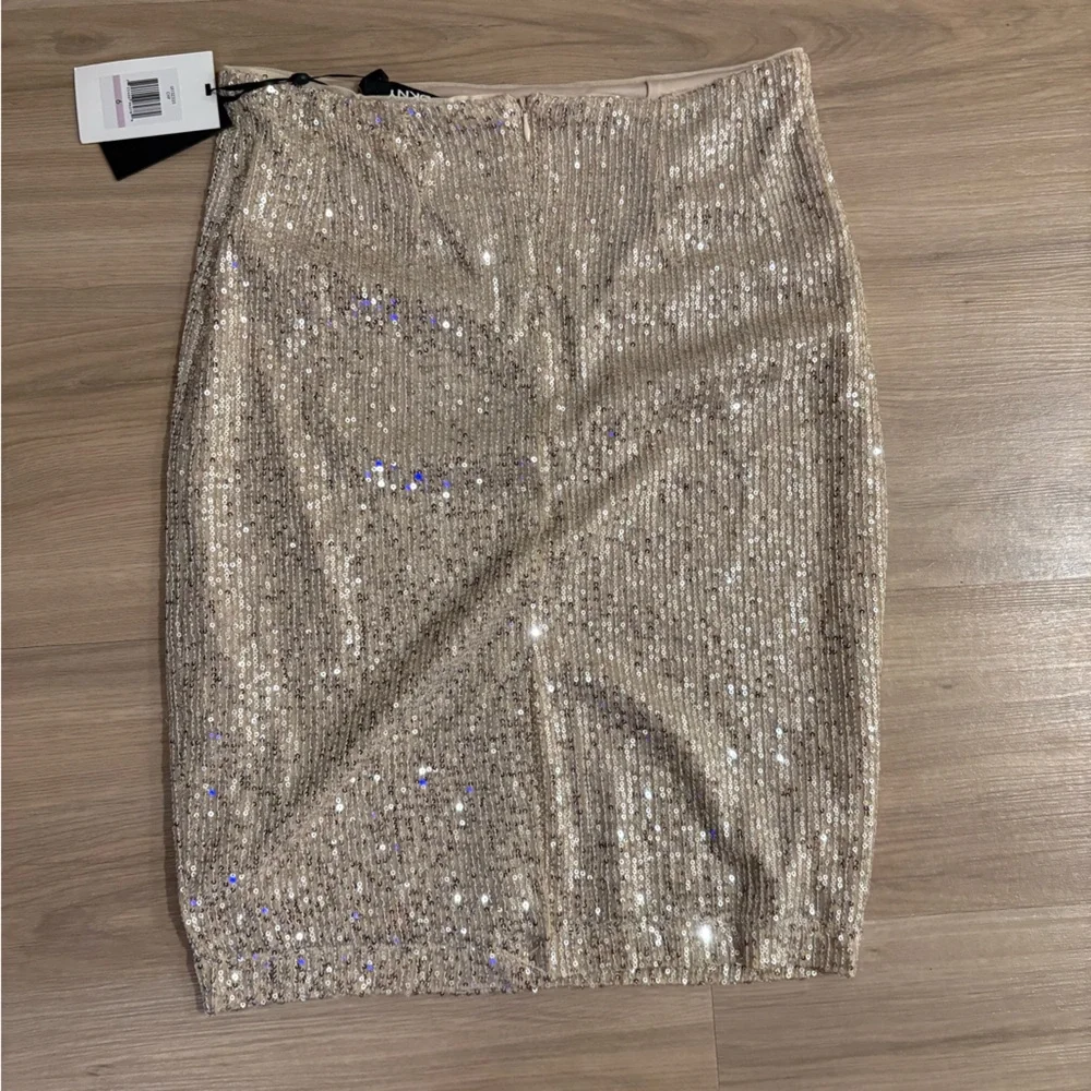 NWT DKNY Sequin Pencil Skirt - Picture 2 of 3